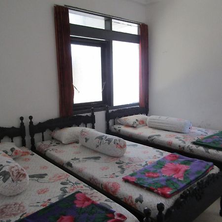 Hotel Pantes Sarangan Extérieur photo