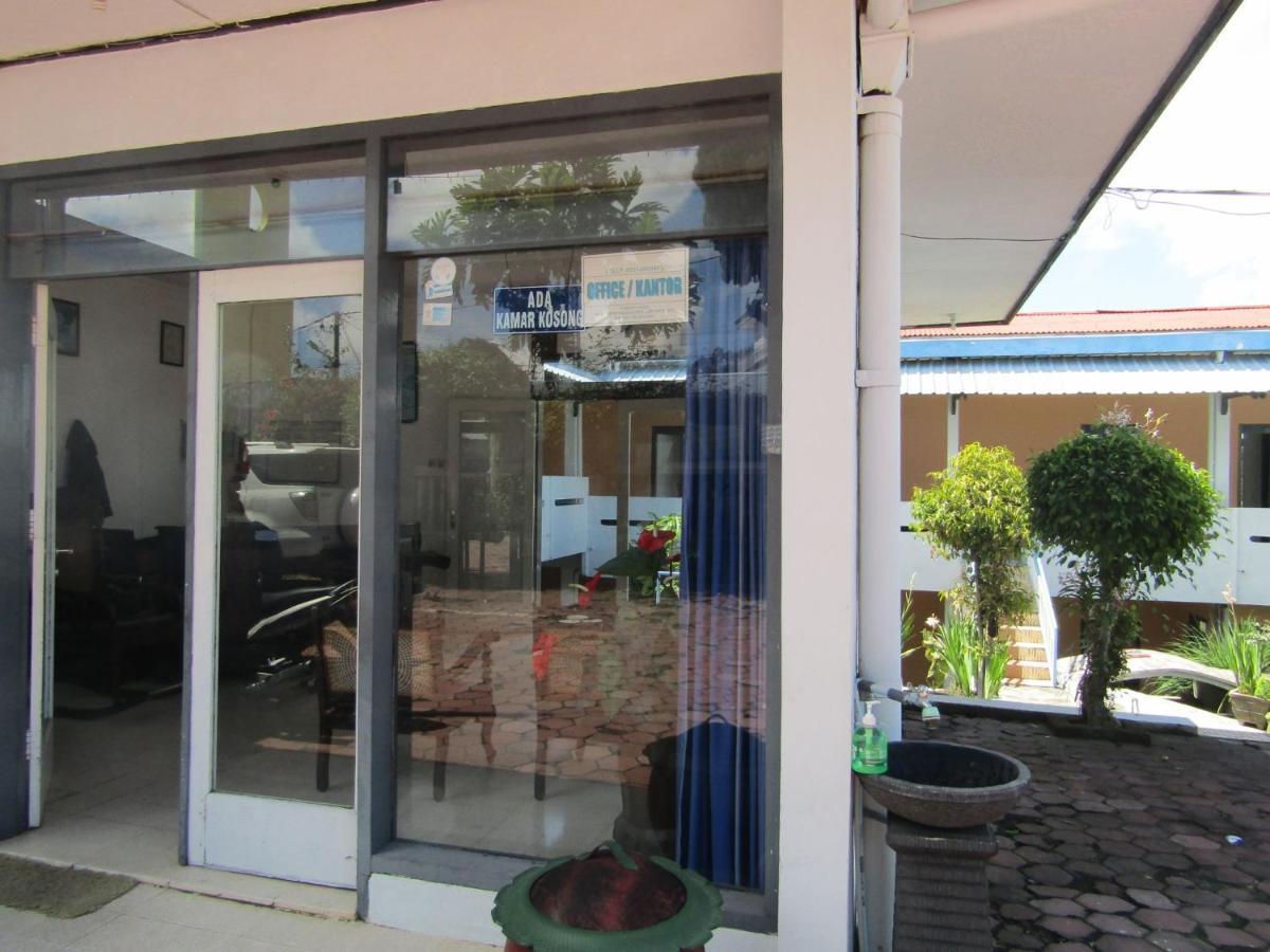 Hotel Pantes Sarangan Extérieur photo
