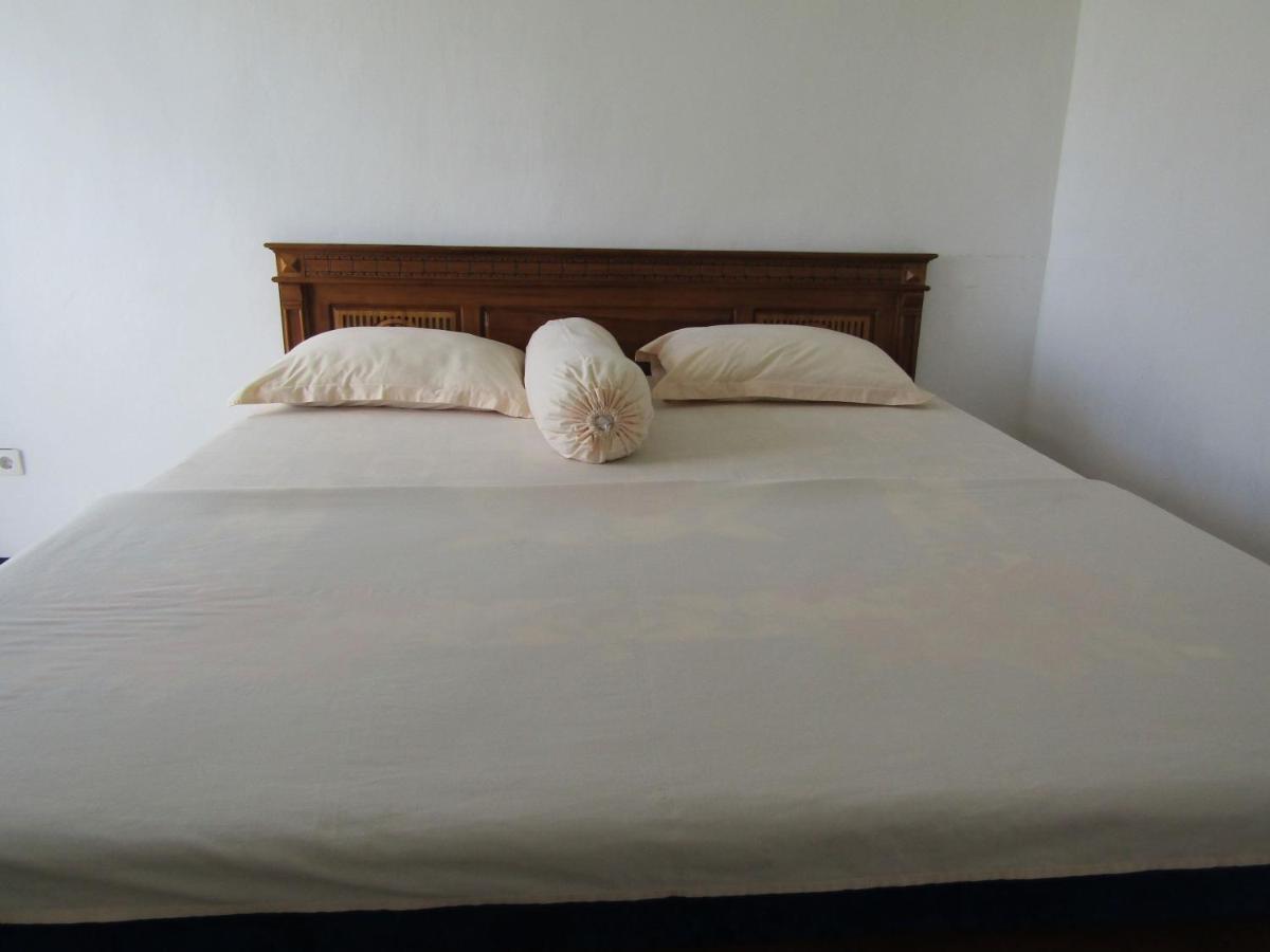 Hotel Pantes Sarangan Extérieur photo
