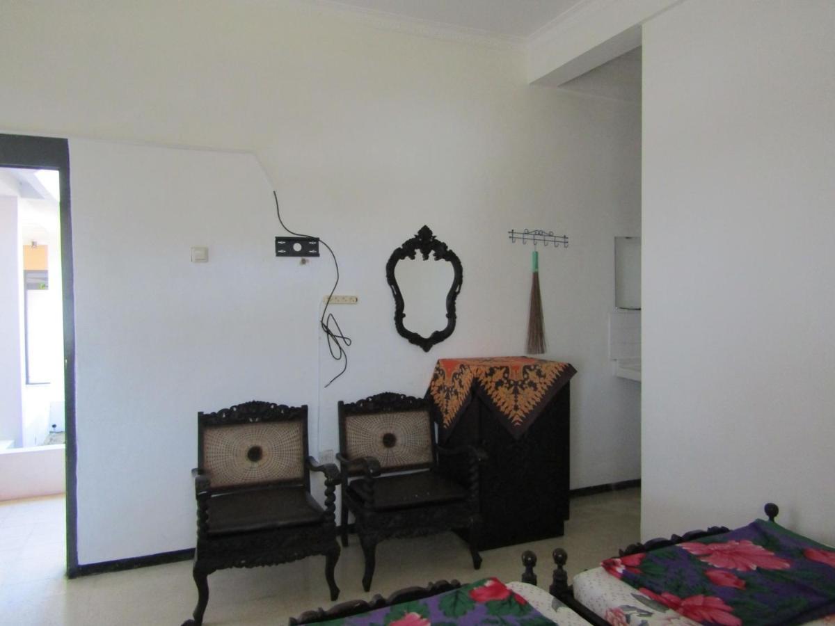 Hotel Pantes Sarangan Extérieur photo