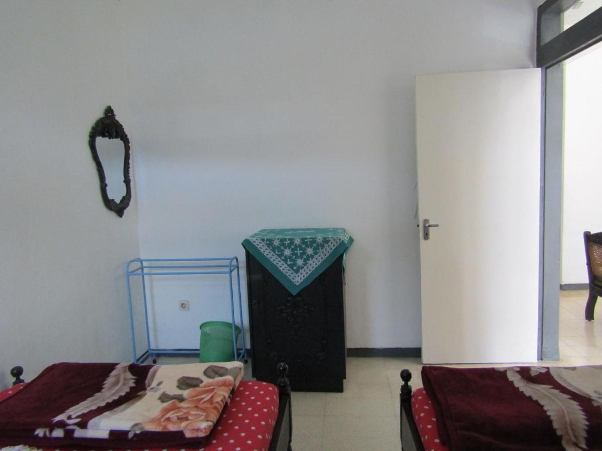 Hotel Pantes Sarangan Extérieur photo