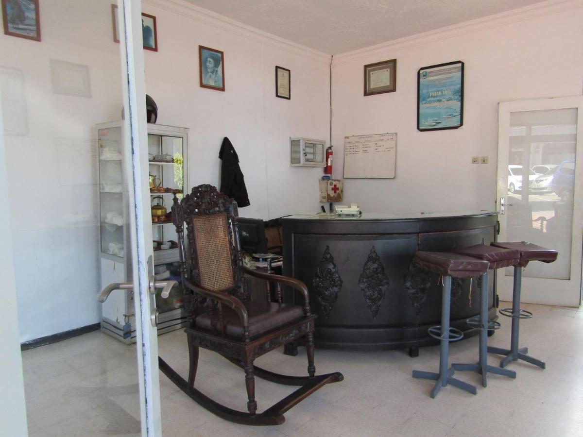 Hotel Pantes Sarangan Extérieur photo