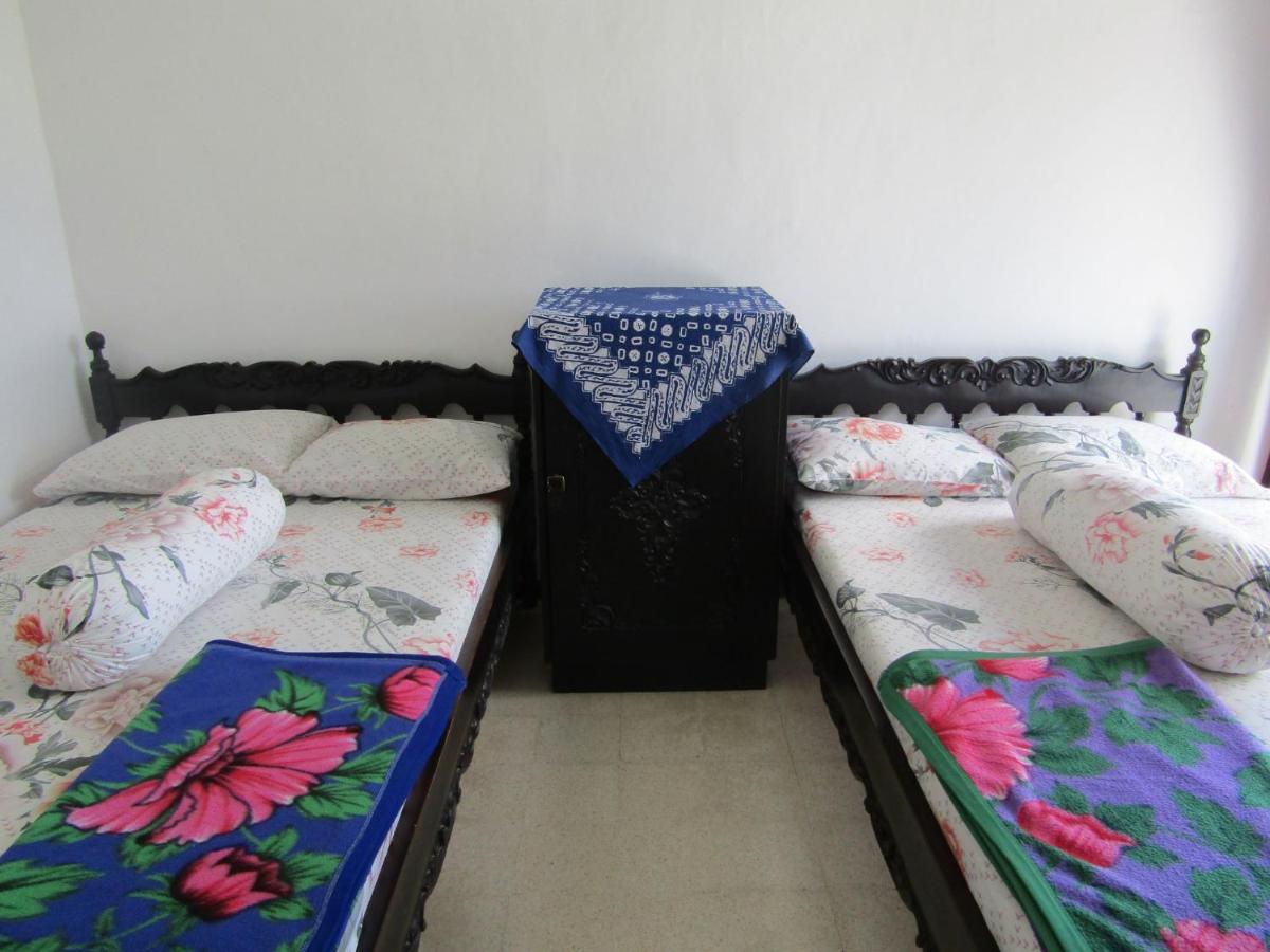 Hotel Pantes Sarangan Extérieur photo